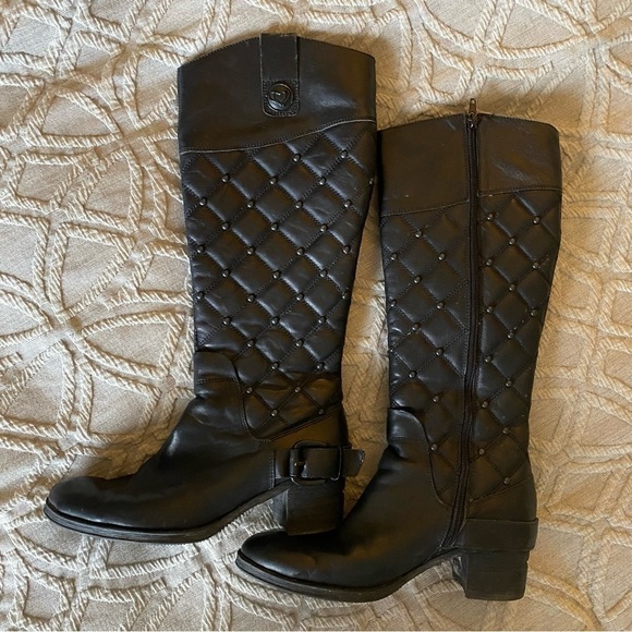 👢BOOTS at a Glance - Picture 3 of 5